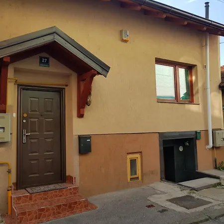 Apartman Zicara *